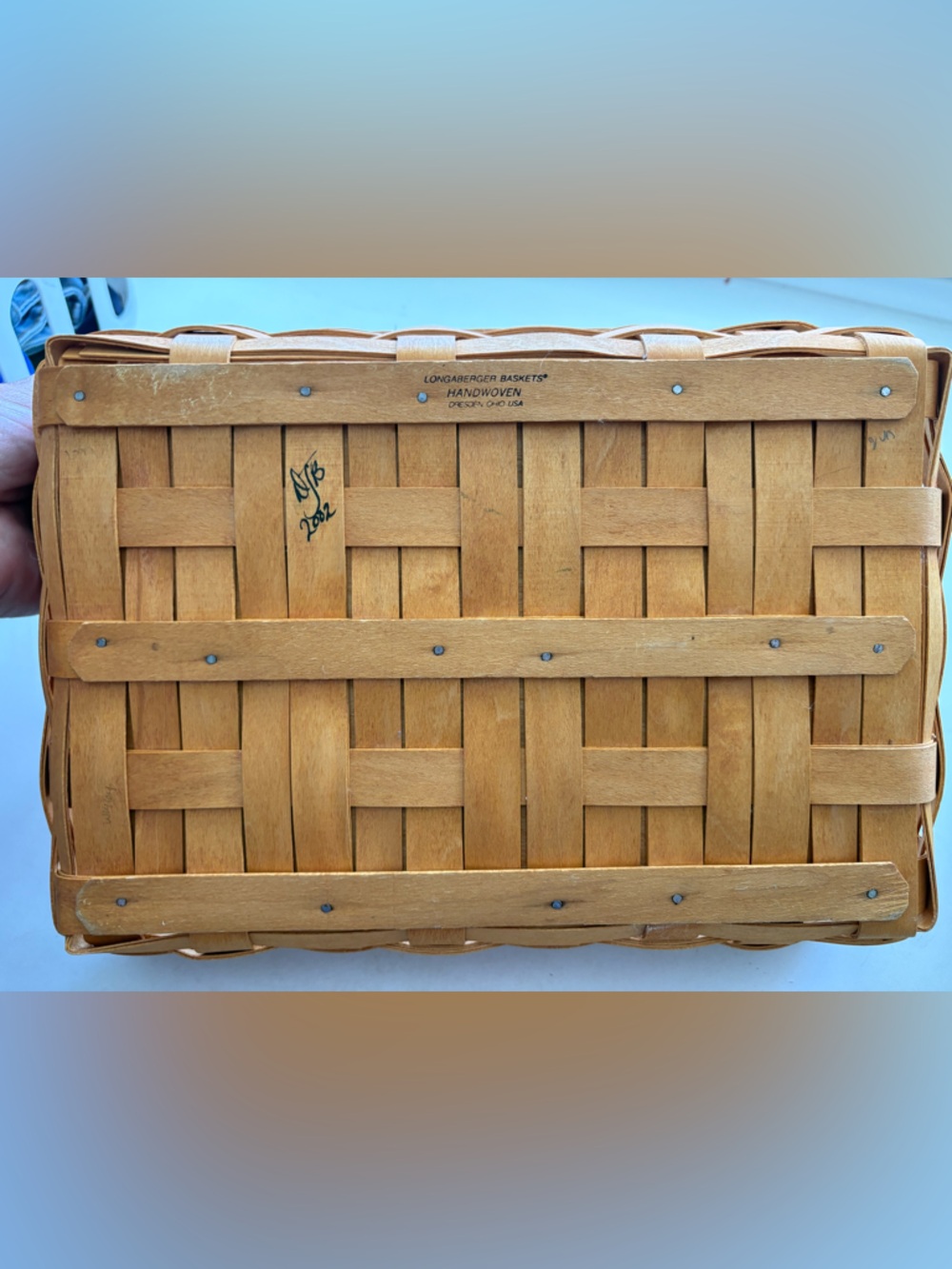 Vintage Longaberger basket 2002 - Picture 10 of 11